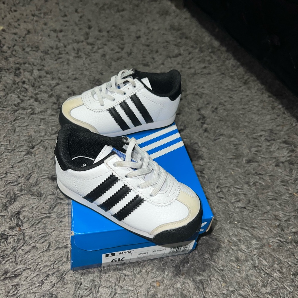 Adidas Samoa